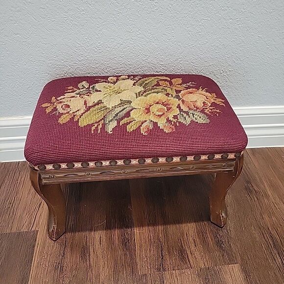 Antique Victorian Needlepoint Floral Footstool Foot Rest Wood Legs Maroon Roses - Picture 1 of 13